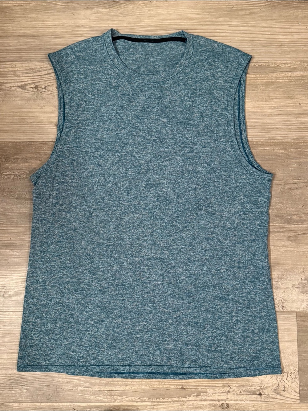 Men’s Lululemon Muscle Tee size Large